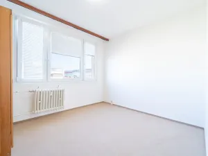 Pronájem bytu 3+1, Praha - Prosek, Veltruská, 61 m2