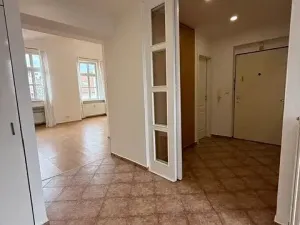 Pronájem bytu 3+1, Praha - Břevnov, Šlikova, 86 m2