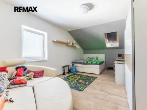 Prodej rodinného domu, Hradečno, 228 m2