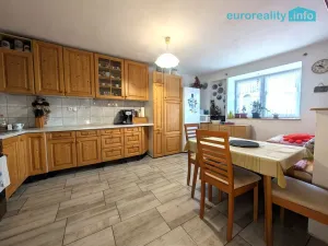 Prodej rodinného domu, Budyně, 140 m2