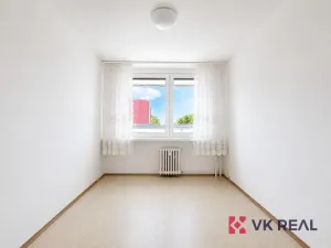 Pronájem bytu 2+kk, Praha - Braník, Novodvorská, 41 m2
