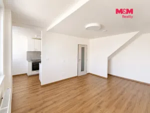 Pronájem bytu 3+1, Kladno - Kročehlavy, Plzeňská, 67 m2