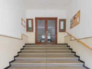 Prodej bytu 2+1, Praha - Strašnice, Sečská, 64 m2