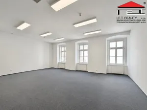 Pronájem kanceláře, Brno, Starobrněnská, 86 m2