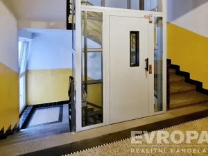 Pronájem bytu 2+1, Praha - Bubeneč, Jugoslávských partyzánů, 60 m2
