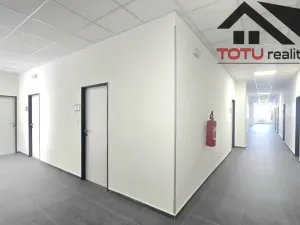 Pronájem kanceláře, Chrudim, Palackého třída, 18 m2