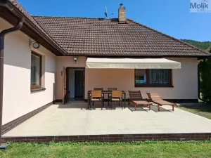 Prodej rodinného domu, Pnětluky - Konětopy, 200 m2