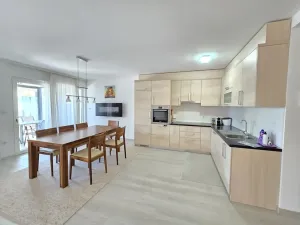 Prodej bytu 4+kk, Pula, Chorvatsko, 103 m2