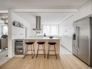 Pronájem rodinného domu, Praha - Dejvice, Evropská, 220 m2