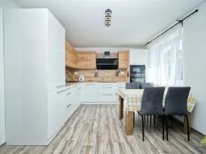 Prodej bytu 2+1, Ždánice, Příční, 61 m2