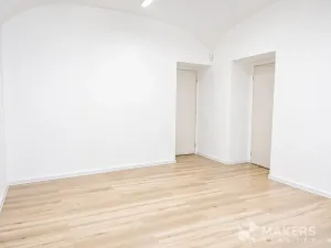 Pronájem kanceláře, Praha - Nusle, Bělehradská, 39 m2