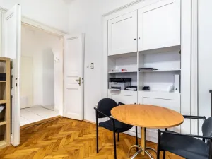 Pronájem kanceláře, Praha - Vinohrady, Vinohradská, 50 m2