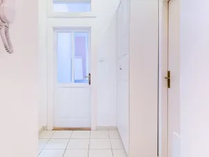Pronájem kanceláře, Praha - Vinohrady, Vinohradská, 50 m2