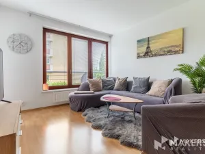 Pronájem bytu 2+kk, Praha - Podolí, Jeremenkova, 63 m2