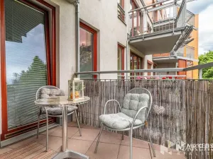Pronájem bytu 2+kk, Praha - Podolí, Jeremenkova, 63 m2