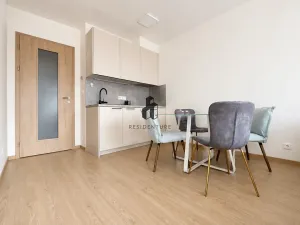 Prodej bytu 1+kk, Praha - Háje, Výstavní, 30 m2
