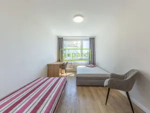 Pronájem bytu 3+kk, Praha, Šimůnkova, 60 m2
