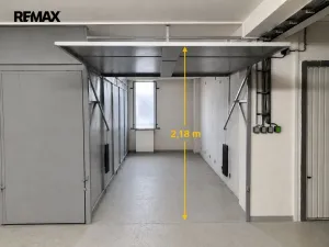 Pronájem garáže, Praha - Modřany, K dolům, 12 m2