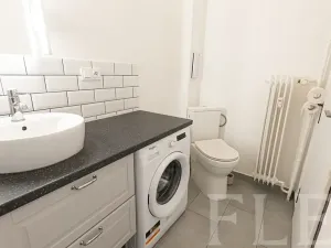 Pronájem bytu 2+kk, Praha - Holešovice, U Pergamenky, 58 m2