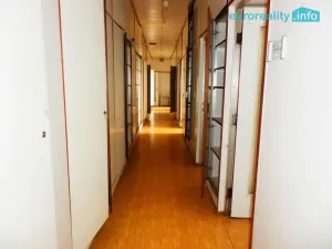 Pronájem kanceláře, Praha - Stodůlky, Mukařovského, 735 m2