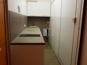 Pronájem kanceláře, Praha - Stodůlky, Mukařovského, 735 m2