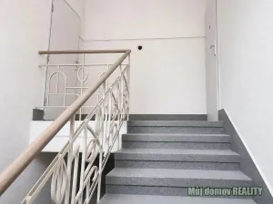 Pronájem bytu 1+kk, Praha - Libeň, 30 m2