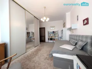 Prodej bytu 2+1, Plzeň, Koterovská, 55 m2