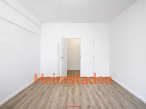 Pronájem bytu 2+1, Karviná - Nové Město, tř. Osvobození, 55 m2