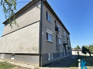 Prodej bytu 3+1, Vrchoslavice, 69 m2