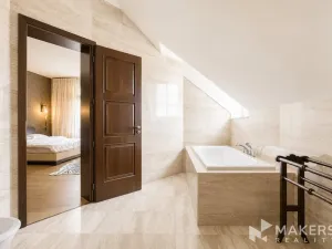 Prodej vily, Jesenice - Osnice, 360 m2