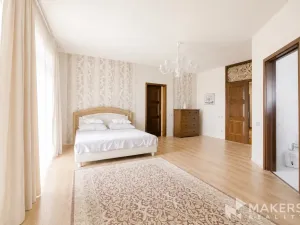 Prodej vily, Jesenice - Osnice, 360 m2
