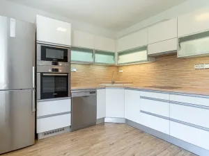 Prodej bytu 4+1, Zlín, Okružní, 88 m2