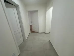 Pronájem bytu 2+kk, Praha - Vinohrady, Varšavská, 56 m2