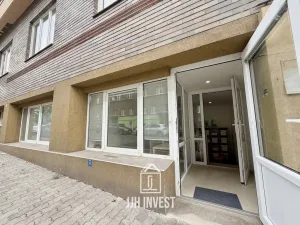 Pronájem obchodního prostoru, Plzeň - Východní Předměstí, Pařížská, 150 m2