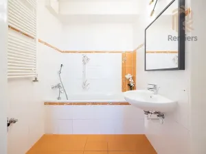 Prodej bytu 3+kk, Praha - Hostavice, U Hostavického potoka, 64 m2
