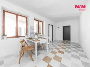 Prodej rodinného domu, Pouzdřany, Hlavní, 145 m2