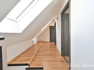 Pronájem bytu 5+kk, Ořechov, Polní, 150 m2