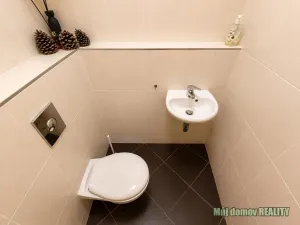 Pronájem bytu 3+kk, Praha - Hrdlořezy, Nad Smetankou, 89 m2