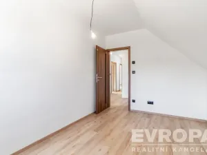 Prodej rodinného domu, Okrouhlice - Chlístov, 169 m2