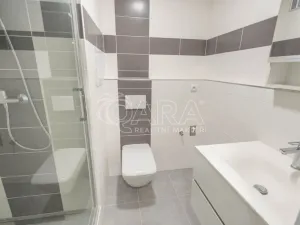 Pronájem bytu 1+kk, Praha - Hloubětín, Slévačská, 29 m2