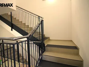 Pronájem bytu 1+kk, Chrastava, náměstí 1. máje, 42 m2