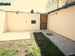 Pronájem bytu 1+kk, Chrastava, náměstí 1. máje, 42 m2