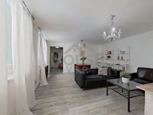 Prodej bytu 2+1, Praha - Karlín, Pernerova, 81 m2