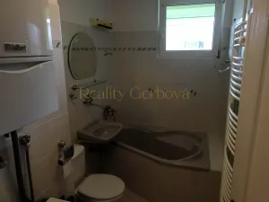 Pronájem bytu 2+1, Černovice, Tyršova, 57 m2