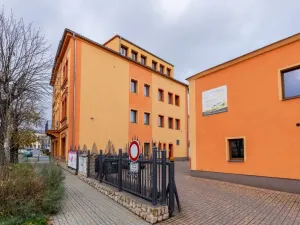 Pronájem kanceláře, Teplice, Masarykova třída, 76 m2