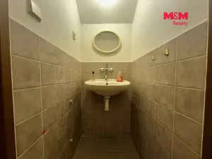Pronájem obchodního prostoru, Čelákovice, Sedláčkova, 39 m2
