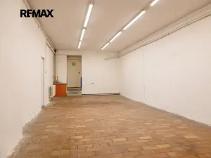 Pronájem skladu, Rudná, Masarykova, 1270 m2