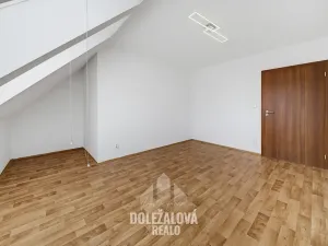 Pronájem bytu 2+1, Luka nad Jihlavou, nám. 9. května, 68 m2