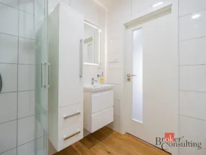 Pronájem bytu 3+kk, Praha - Černý Most, Bryksova, 72 m2