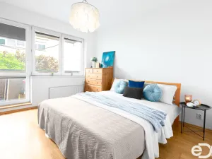 Prodej bytu 2+1, Praha, Velká skála, 62 m2